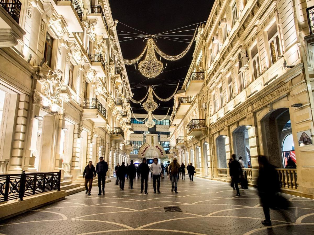 Inside City Hotel Баку Екстериор снимка