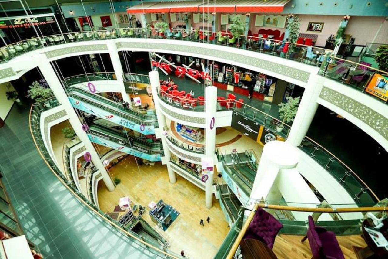 Inside City Hotel Баку Екстериор снимка